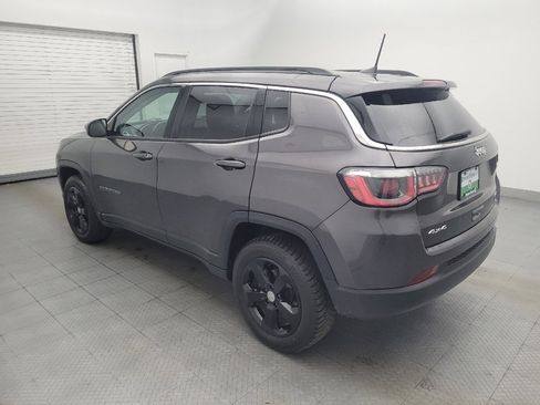 Used 2020 Jeep Compass Latitude AWD/4WD image 5