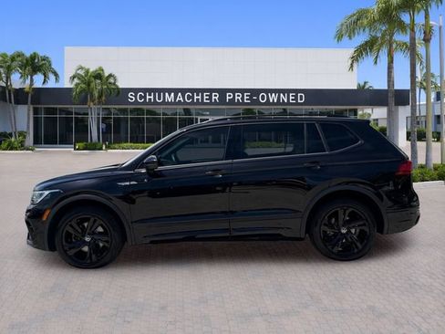 Used 2023 Volkswagen Tiguan SE R-Line FWD image 4