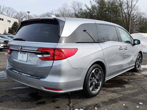 Certified 2024 Honda Odyssey Elite image 6