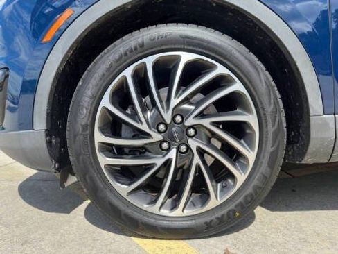 Used 2019 Lincoln Nautilus Reserve AWD/4WD image 21