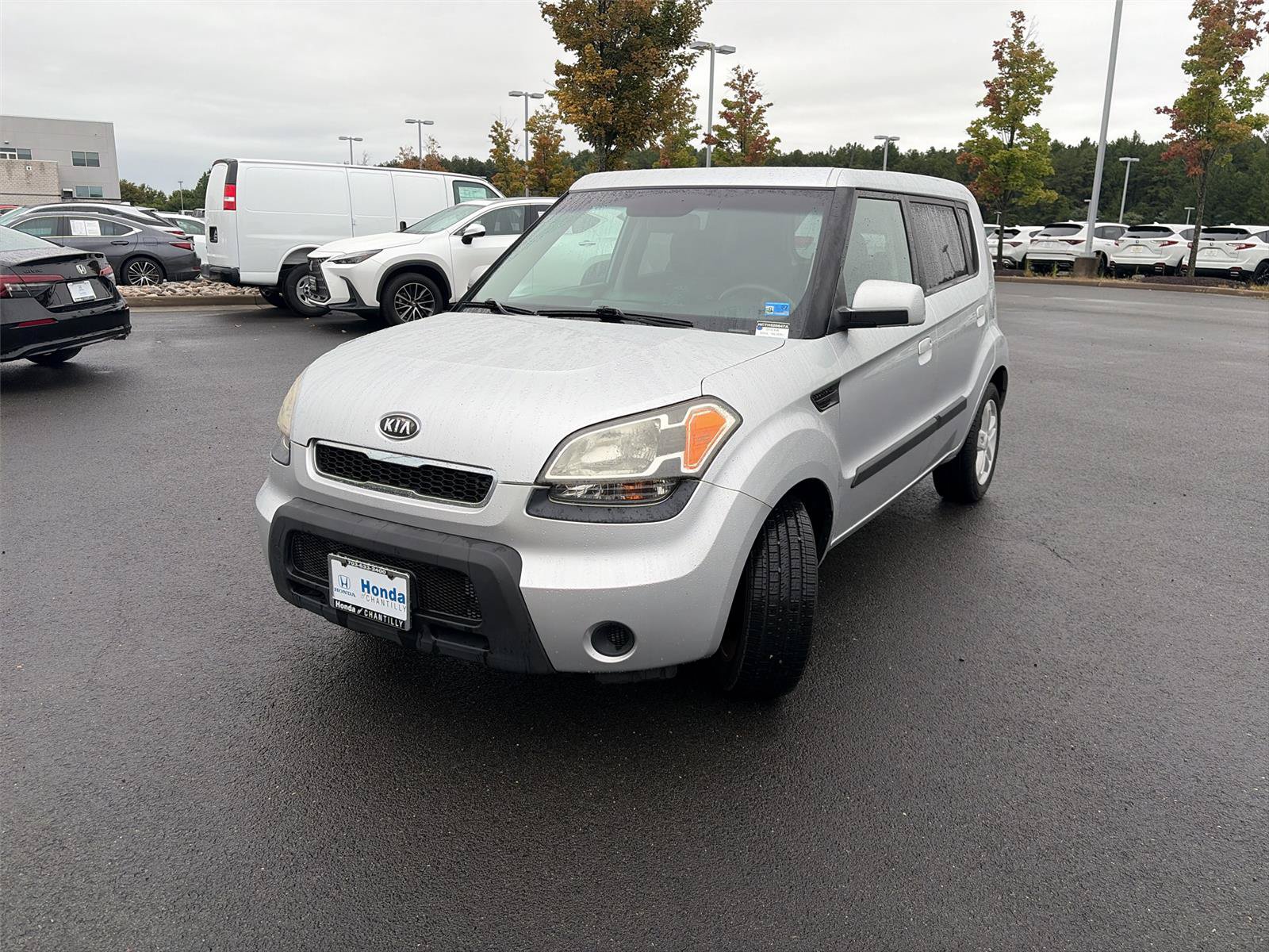 Used 2010 Kia Soul + FWD image 3