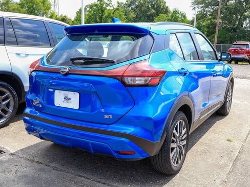 Used 2024 Nissan Kicks SR FWD image 7