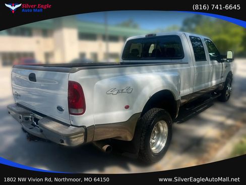 Used 2005 Ford F350 King Ranch AWD/4WD image 4