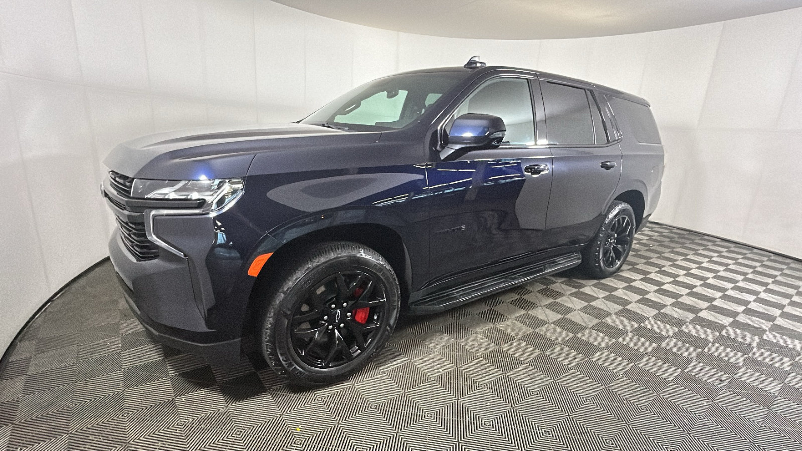 Used 2023 Chevrolet Tahoe RST w/ RST Performance Edition AWD/4WD image 8