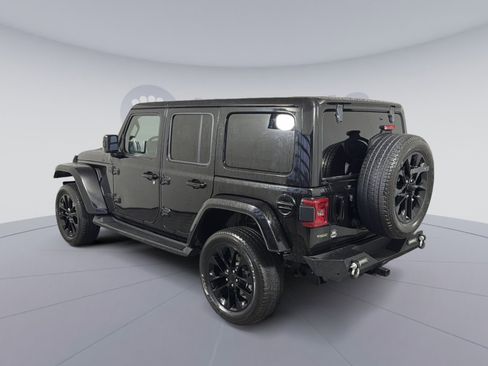 Used 2021 Jeep Wrangler Unlimited Sahara image 4