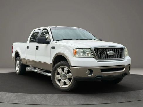 Used 2006 Ford F150 XLT AWD/4WD image 3