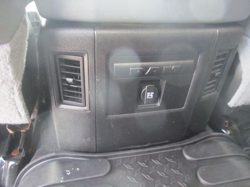 Used 2018 RAM 1500 Big Horn AWD/4WD image 6