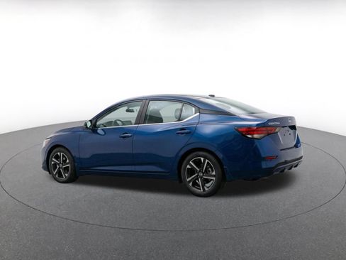 Used 2025 Nissan Sentra SV FWD image 7