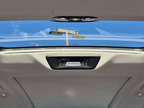 Used 2023 BMW X7 xDrive40i w/ Premium Package image 17