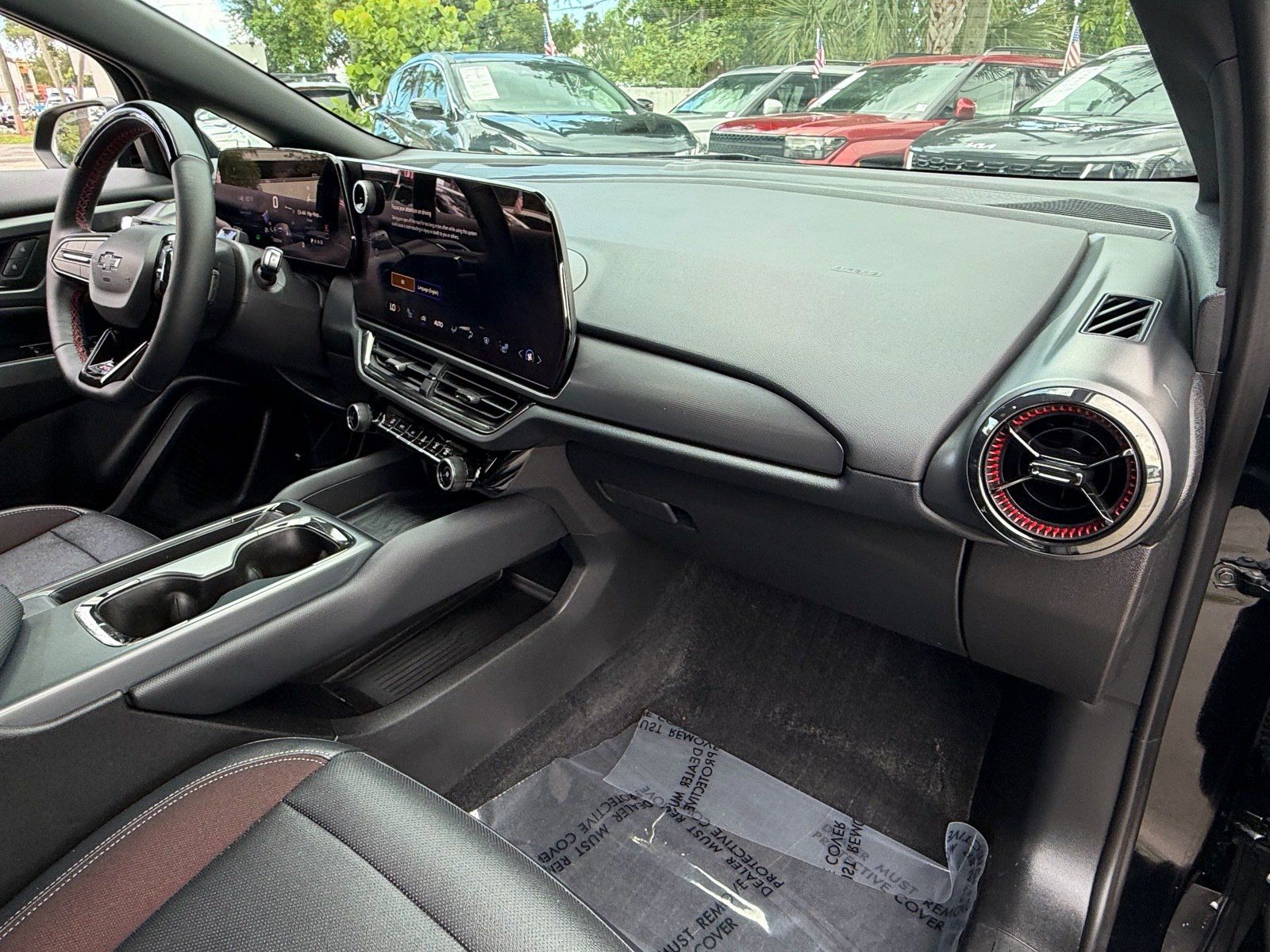 Used 2024 Chevrolet Equinox EV RS FWD image 19