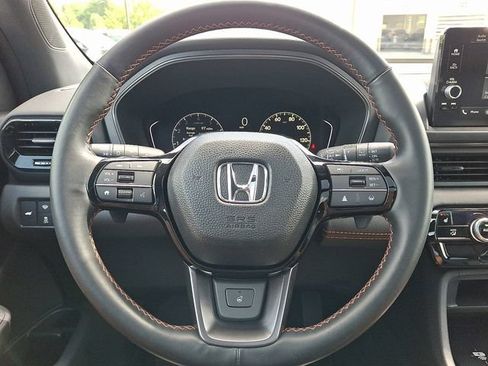 Used 2023 Honda Pilot TrailSport image 19