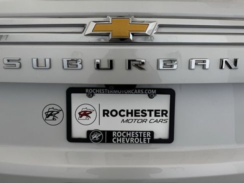 Certified 2024 Chevrolet Suburban High Country image 45