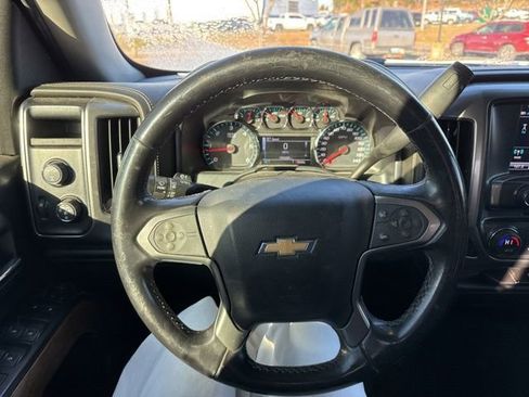 Used 2018 Chevrolet Silverado 1500 LTZ image 13