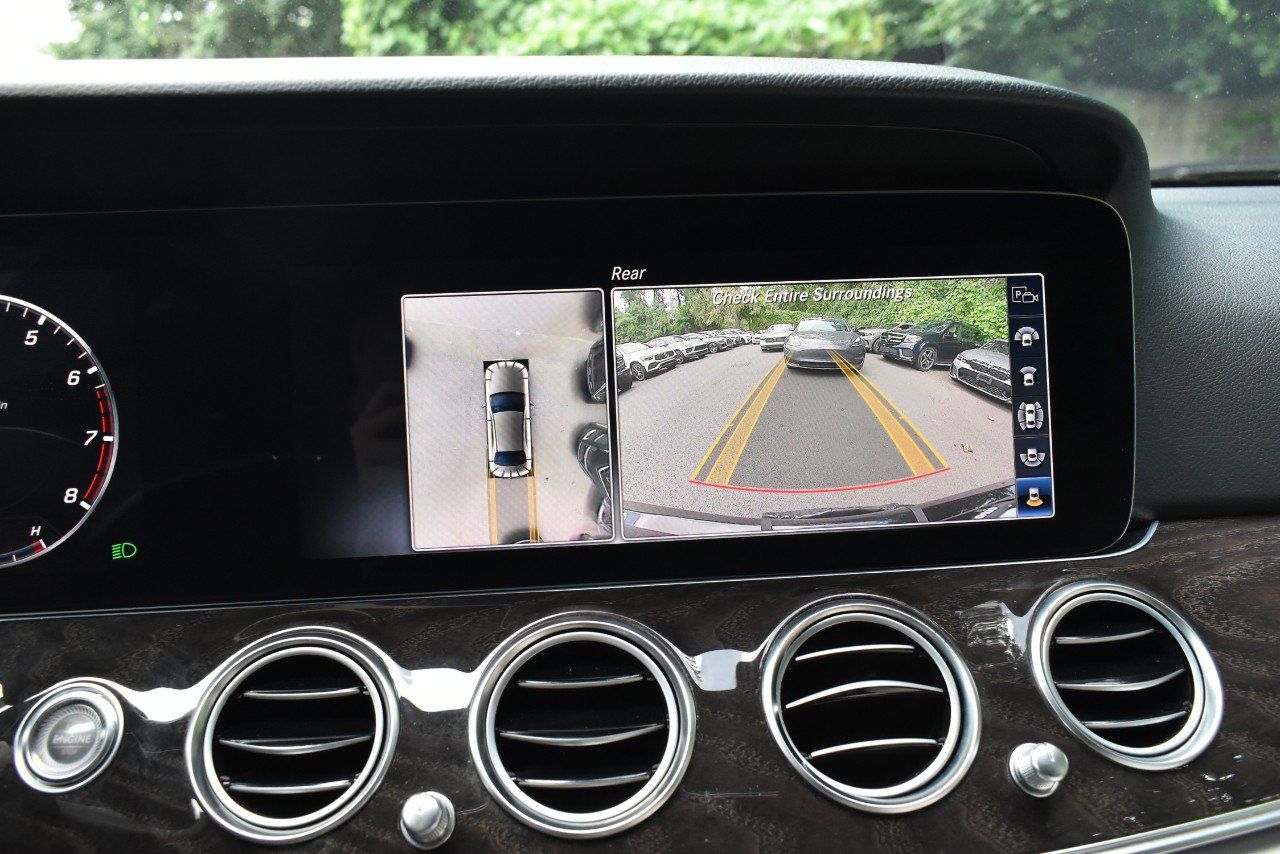Used 2020 Mercedes-Benz E 350 Sedan image 29