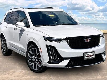 Used 2025 Cadillac XT6 Sport w/ Platinum Package