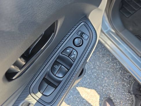 Used 2025 Nissan Versa S w/ Trunk Package FWD image 17