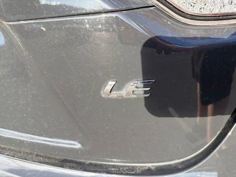 Used 2025 Toyota Corolla LE FWD image 20