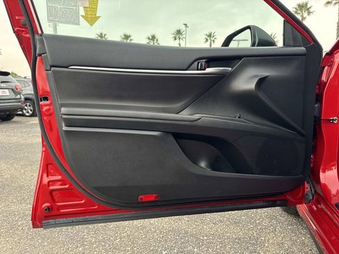 Used 2023 Toyota Camry SE image 17