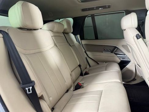 Used 2024 Land Rover Range Rover SE AWD/4WD image 29