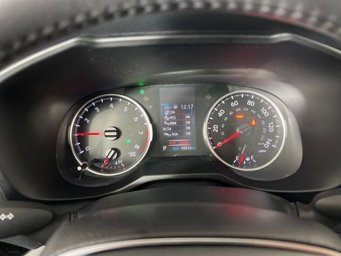 Used 2020 Toyota RAV4 XLE image 19