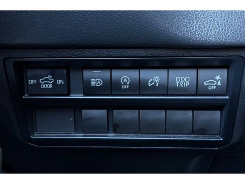 Used 2023 Toyota Tundra Limited AWD/4WD image 29