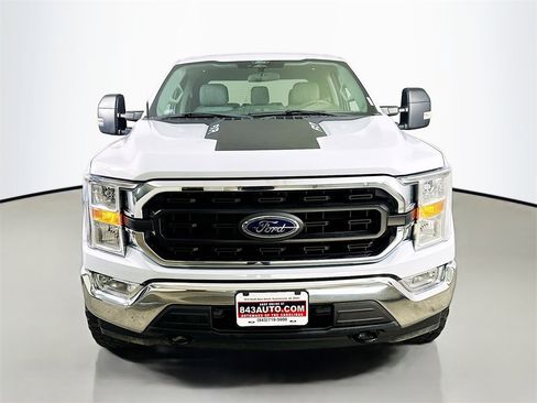 Used 2022 Ford F150 XLT w/ Trailer Tow Package image 2
