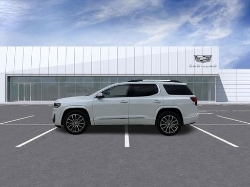 Used 2023 GMC Acadia Denali w/ Denali Ultimate Package AWD/4WD image 5