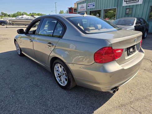 Used 2010 BMW 328i xDrive Sedan AWD/4WD image 13