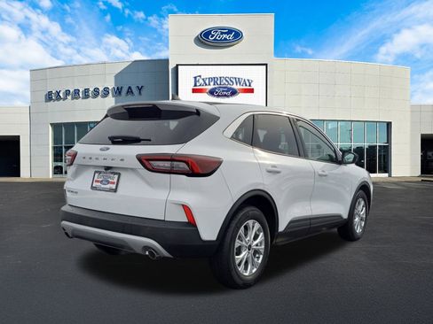Used 2023 Ford Escape Active w/ Cold Weather Package image 6