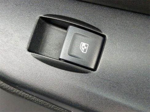 Used 2020 Chevrolet Tahoe LT image 36