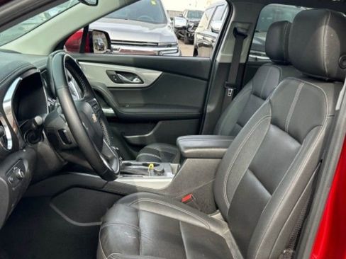 Used 2023 Chevrolet Blazer LT AWD/4WD image 3