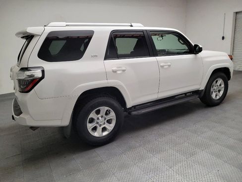 Used 2018 Toyota 4Runner SR5 RWD image 10