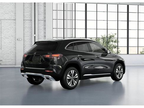 New 2026 Mercedes-Benz GLA 250 4MATIC image 21