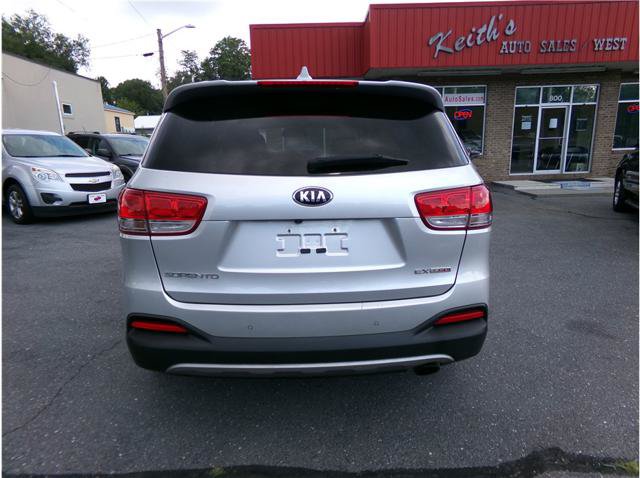 Used 2017 Kia Sorento EX w/ EX Advanced Touring Package AWD/4WD image 13