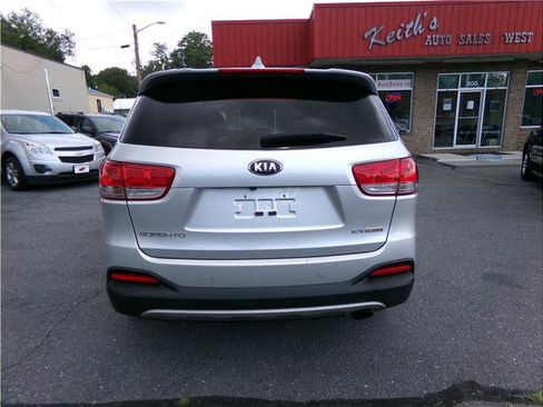 Used 2017 Kia Sorento EX w/ EX Advanced Touring Package AWD/4WD image 13