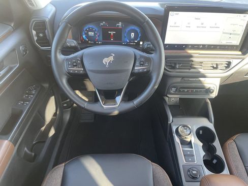 Used 2025 Ford Bronco Sport Outer Banks w/ Outer Banks Tech Package+ image 27