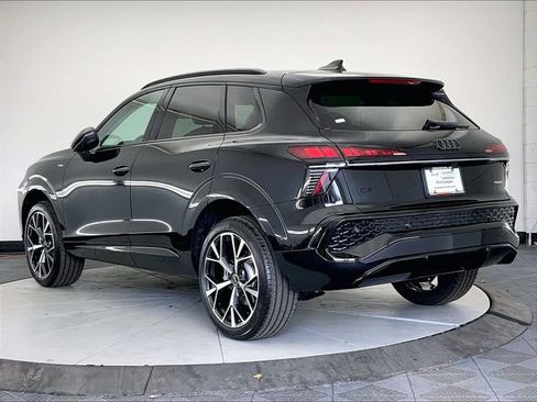 New 2026 Audi Q3 quattro 2.0T image 4
