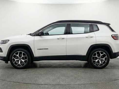 Used 2025 Jeep Compass Limited AWD/4WD image 5