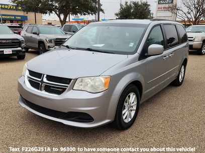 Used 2014 Dodge Grand Caravan SXT w/ UConnect Hands-Free Group
