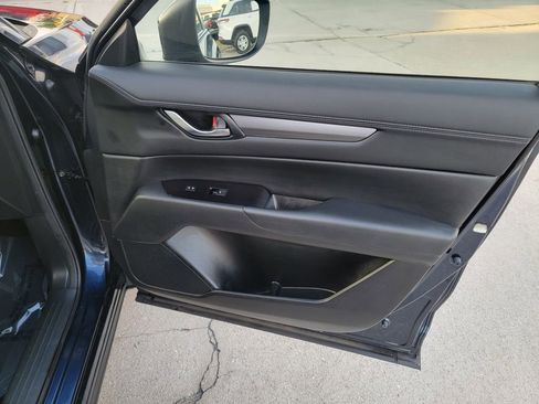 Used 2021 MAZDA CX-5 Touring FWD image 13