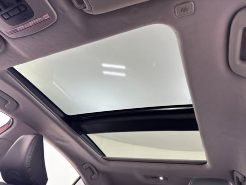 Used 2025 Toyota Camry XLE w/ Premium Plus Package image 11