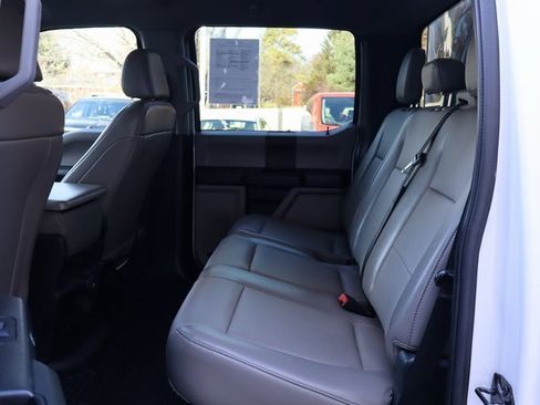 Used 2020 Ford F250 XL w/ STX Appearance Package image 9