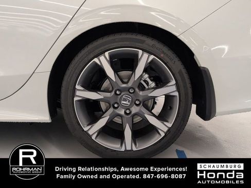 Used 2026 Honda Civic Sport Touring image 5