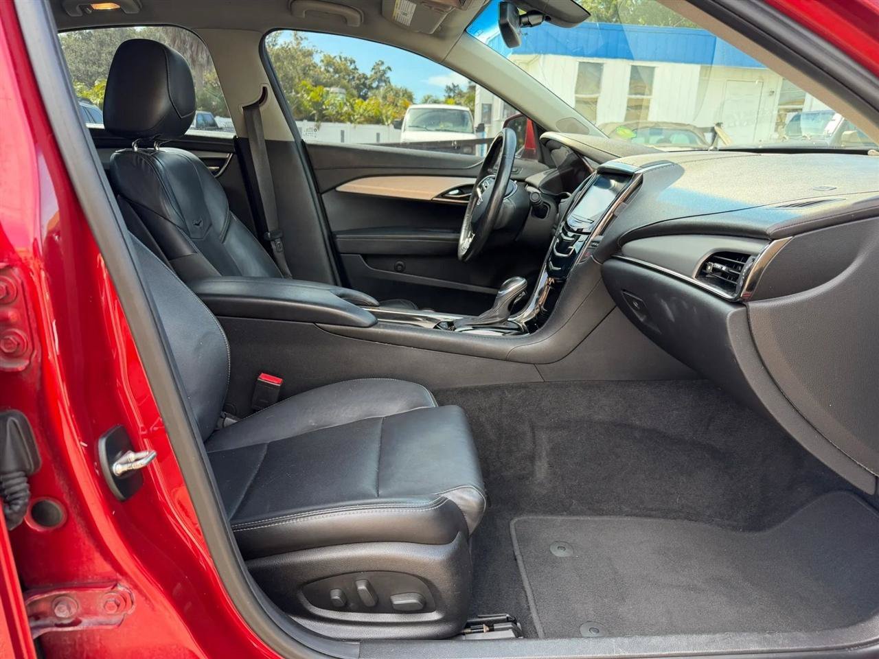 Used 2015 Cadillac ATS Luxury w/ Cold Weather Package RWD image 29