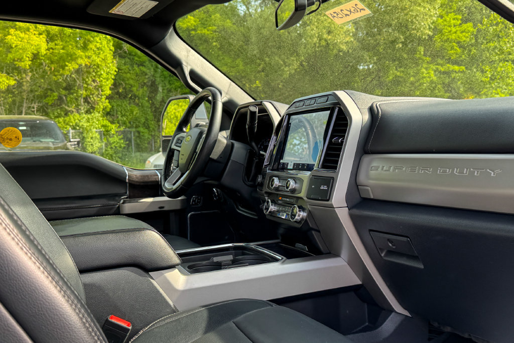 Certified 2022 Ford F350 Lariat w/ Black Appearance Package AWD/4WD image 17