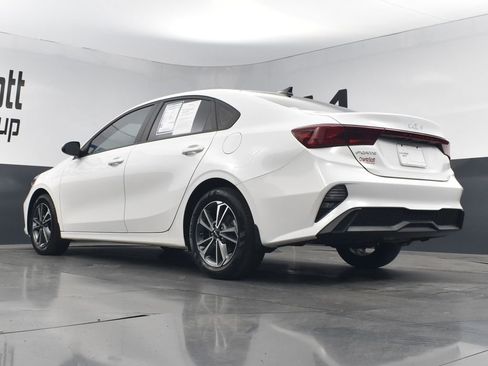 Certified 2023 Kia Forte LXS w/ LXS Technology Package FWD image 20