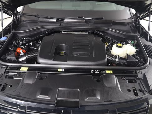 Used 2025 Land Rover Range Rover SE AWD/4WD image 62