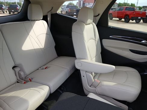 Used 2023 Buick Enclave Essence FWD image 63