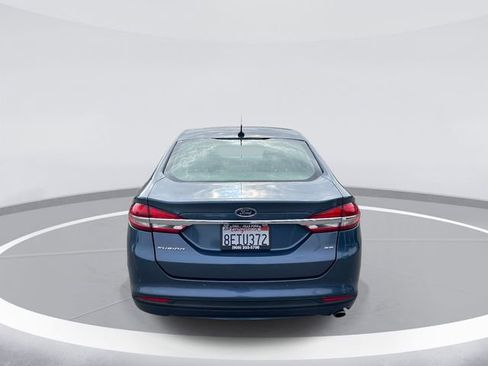 Certified 2018 Ford Fusion SE FWD image 6