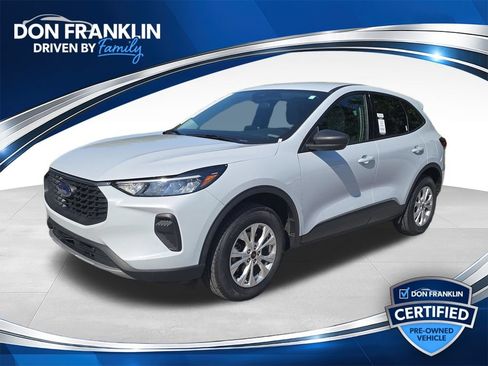 Used 2025 Ford Escape Active w/ Cold Weather Package AWD/4WD image 1